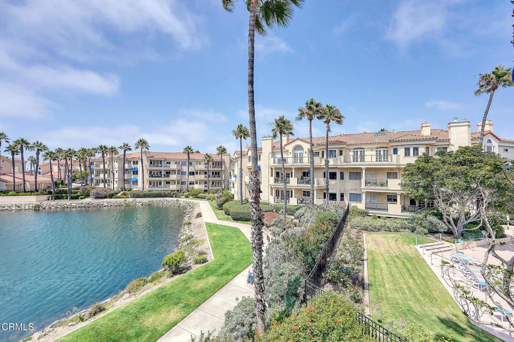 4229 Harbour Island Lane