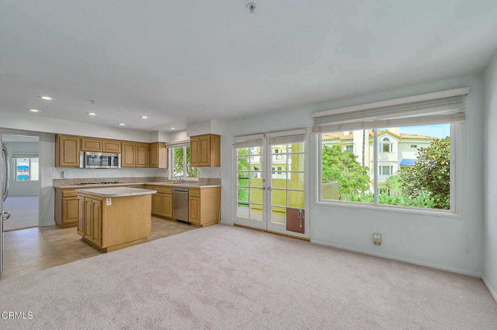 4229 Harbour Island Lane