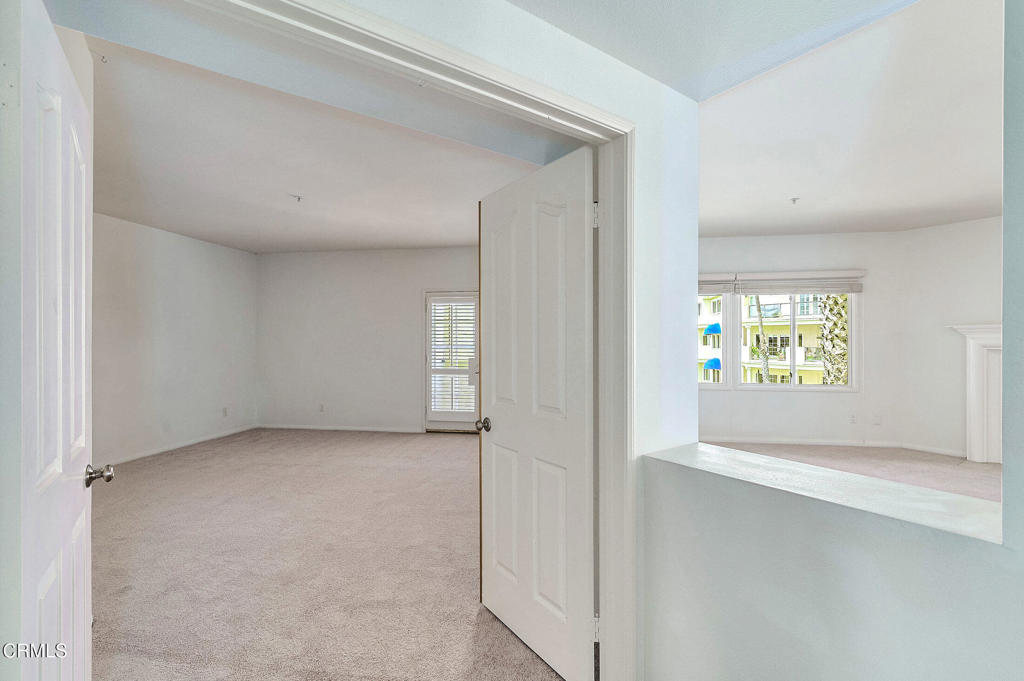 4229 Harbour Island Lane