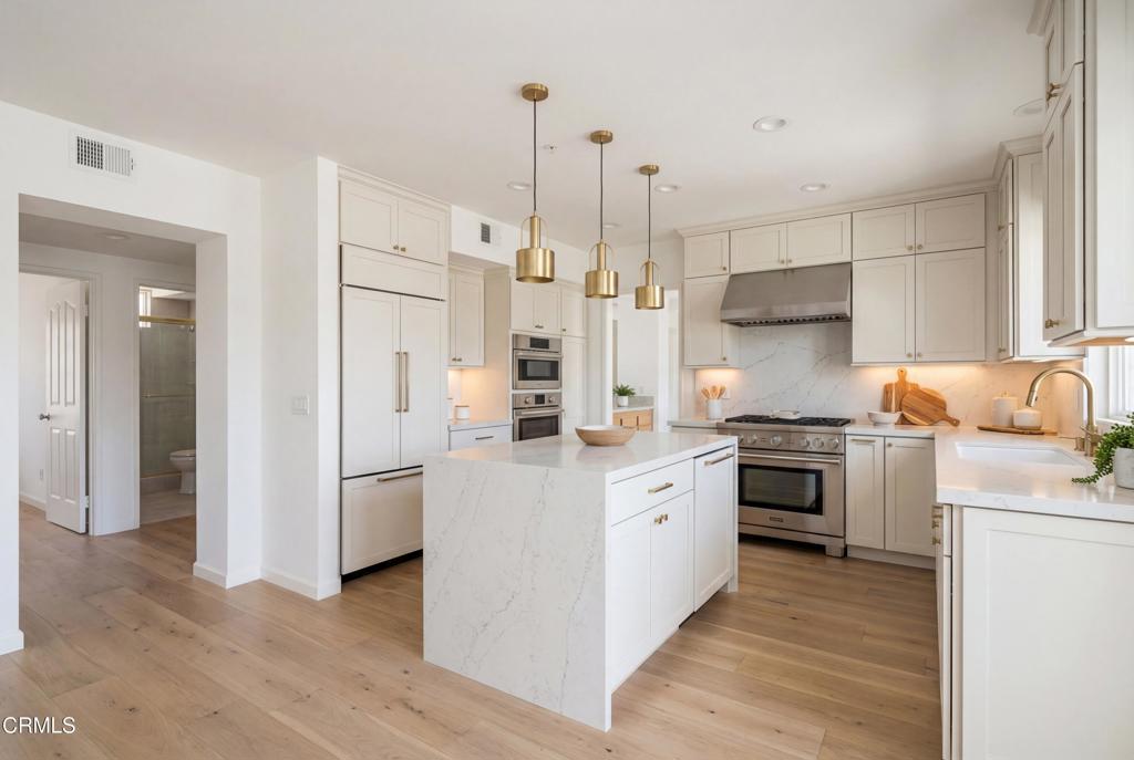 4229 Harbour Island Lane