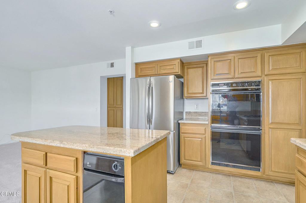 4229 Harbour Island Lane