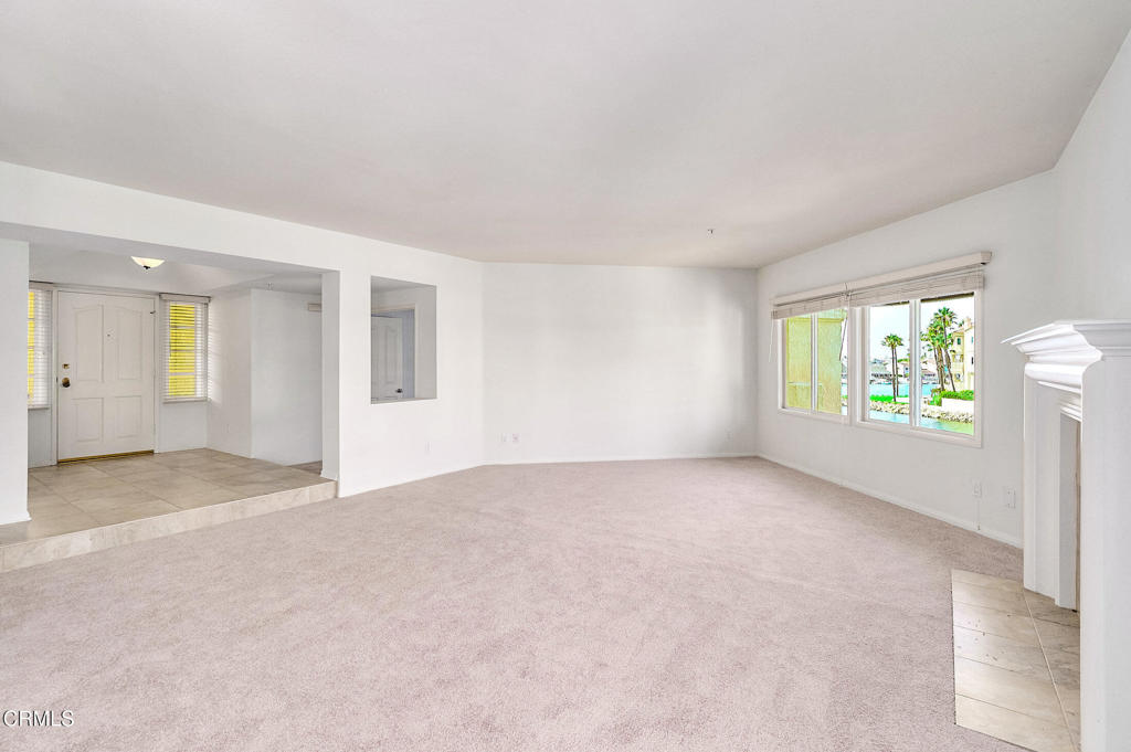 4229 Harbour Island Lane