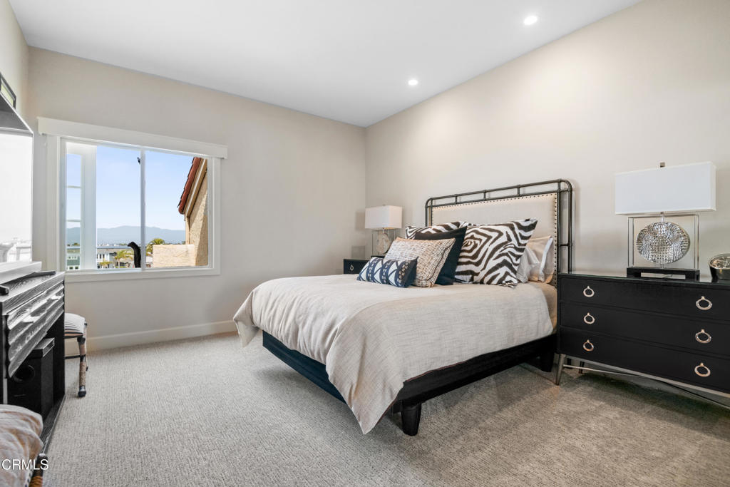 1758 Emerald Isle Way