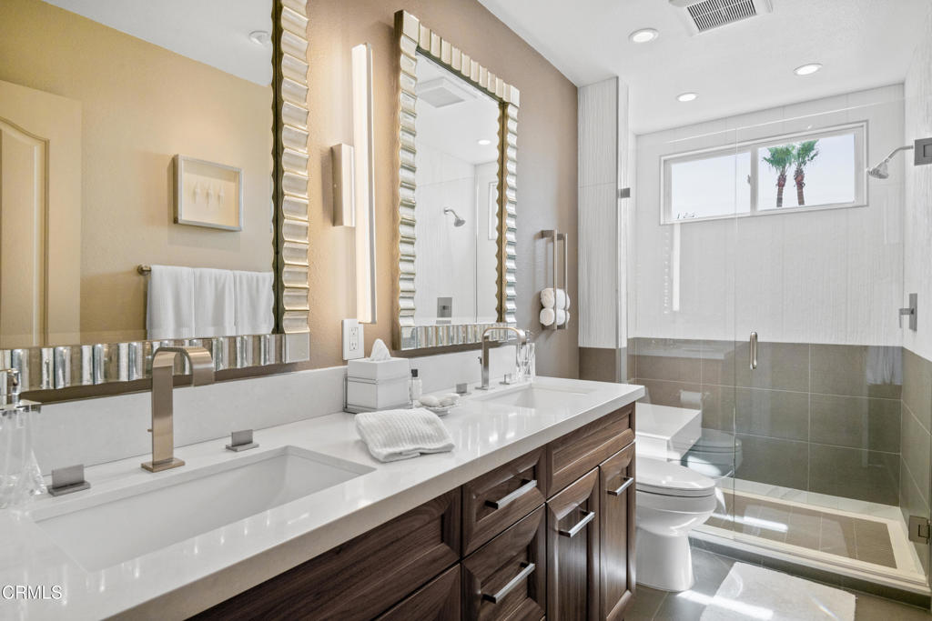 1758 Emerald Isle Way