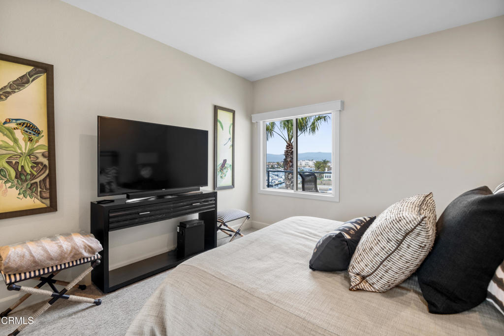 1758 Emerald Isle Way