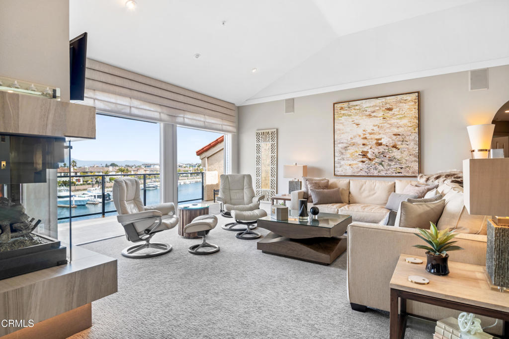 1758 Emerald Isle Way