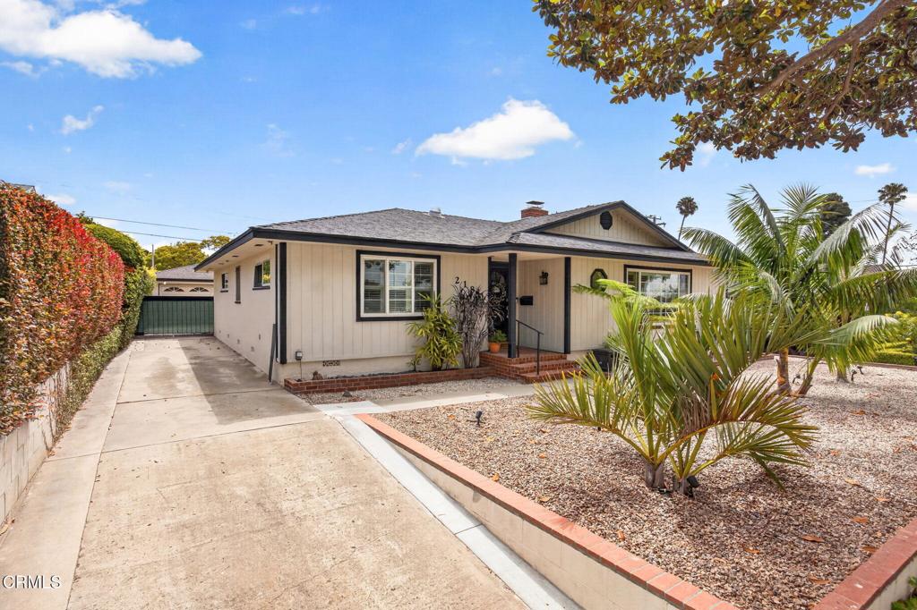 218 Palomares Avenue
