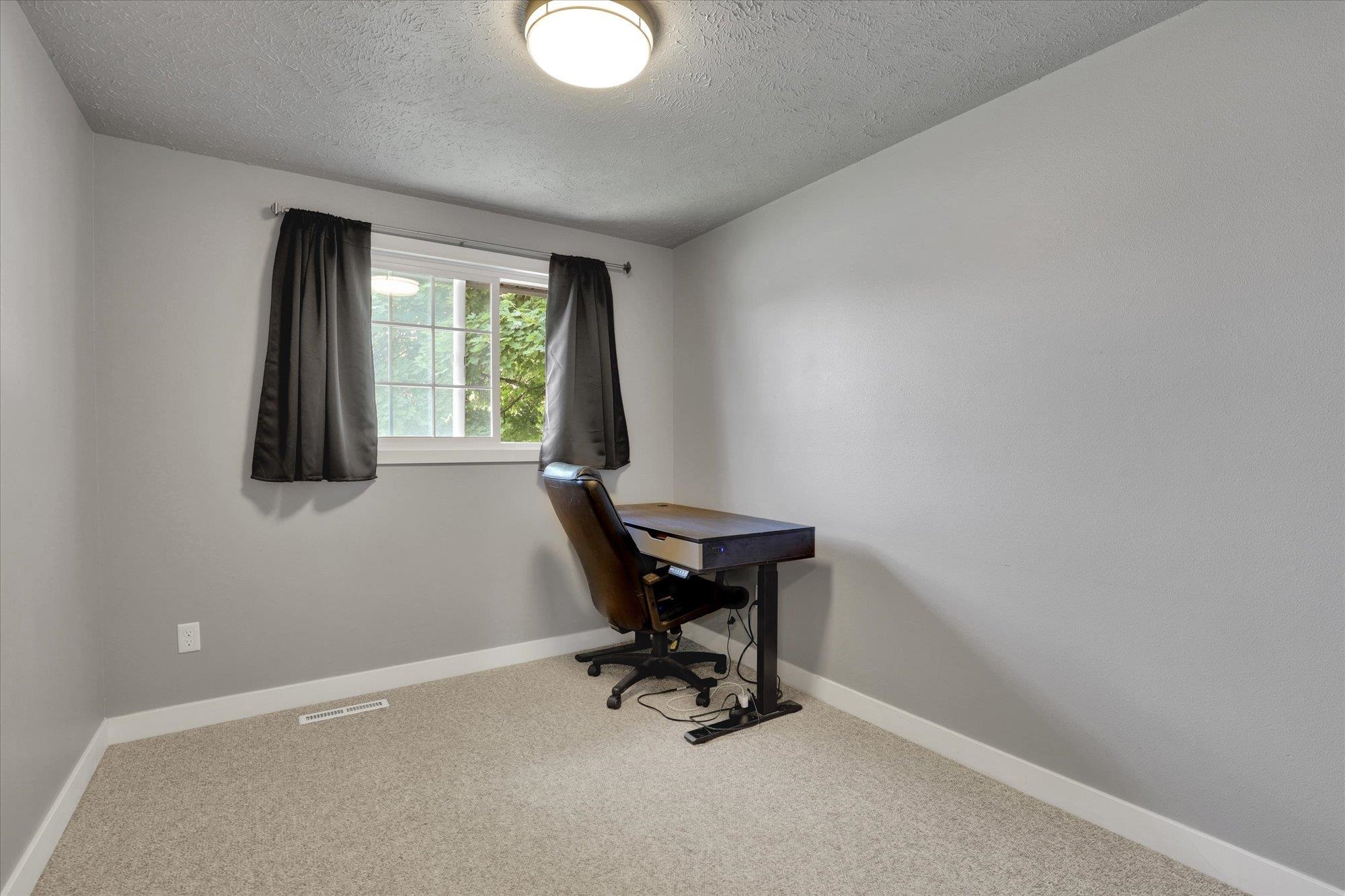 19207 E Sprague Ave