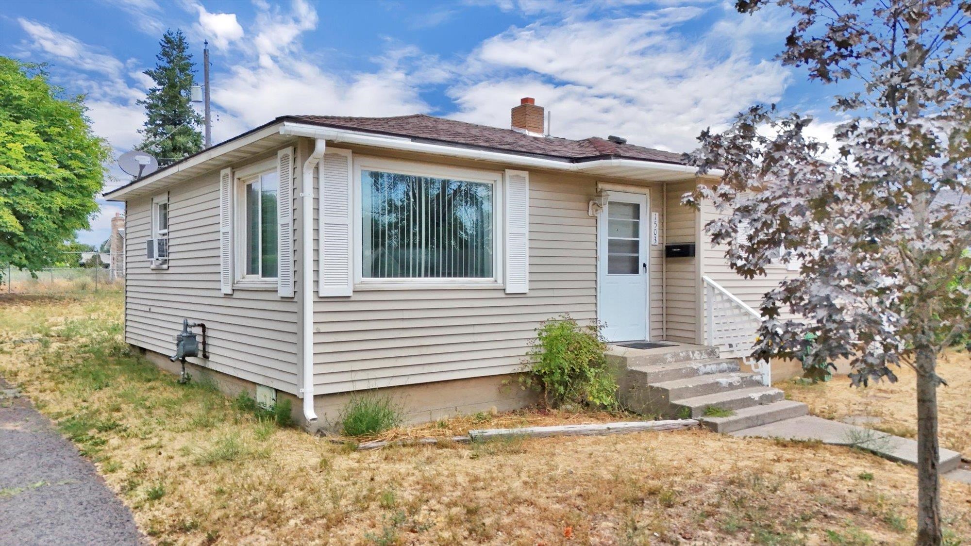 1503 E Everett Ave