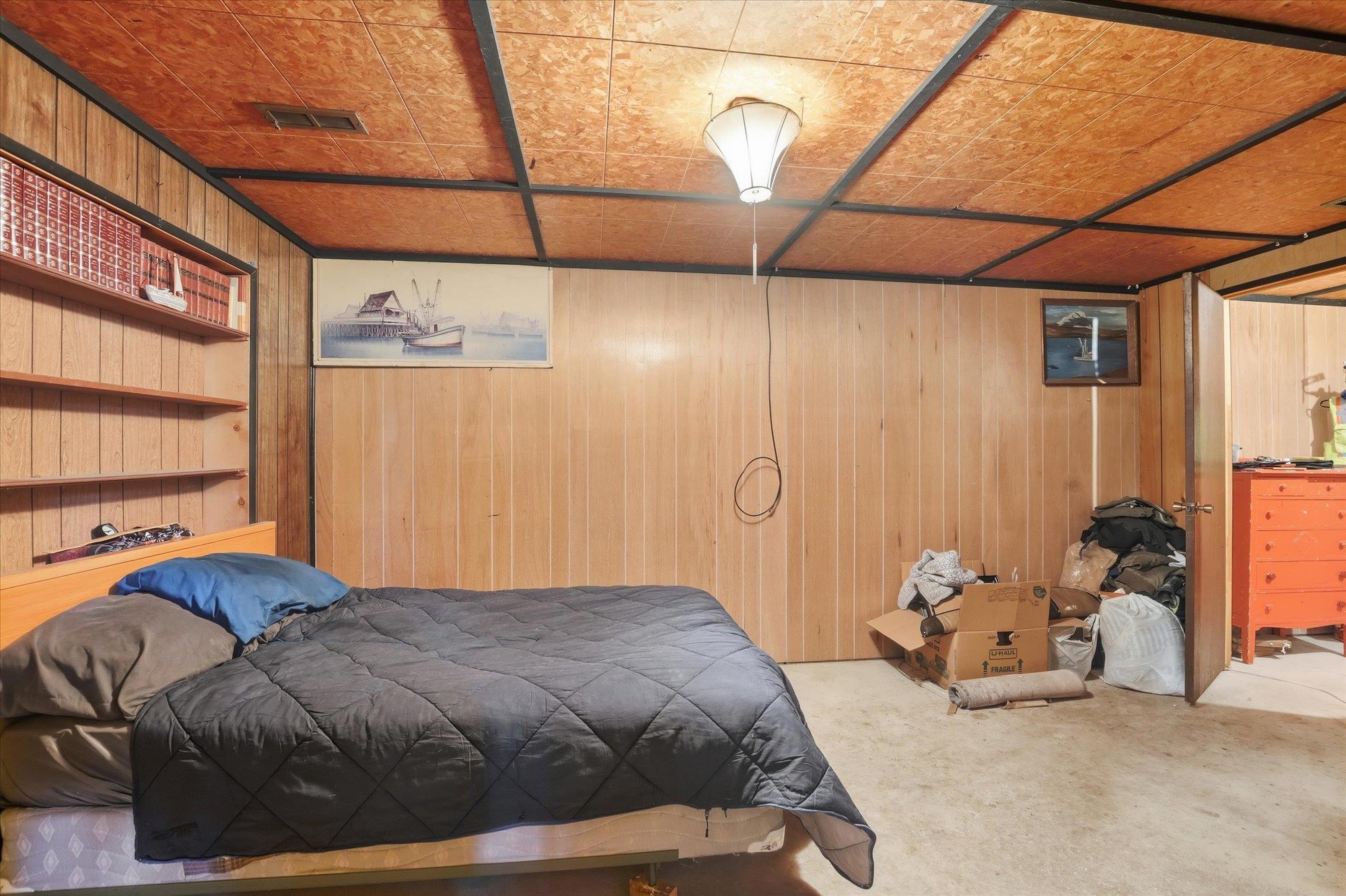 19023 E Valleyway Ave