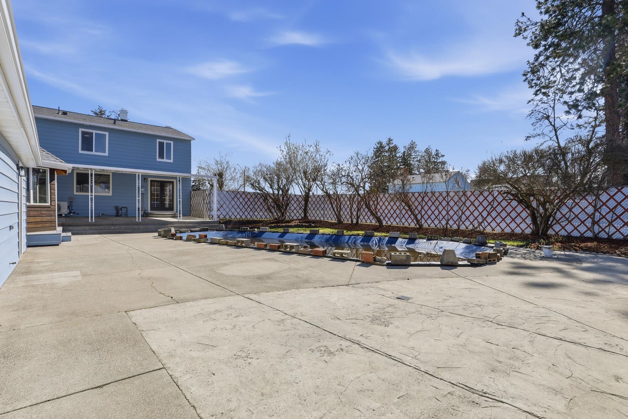 5303 N Howard St