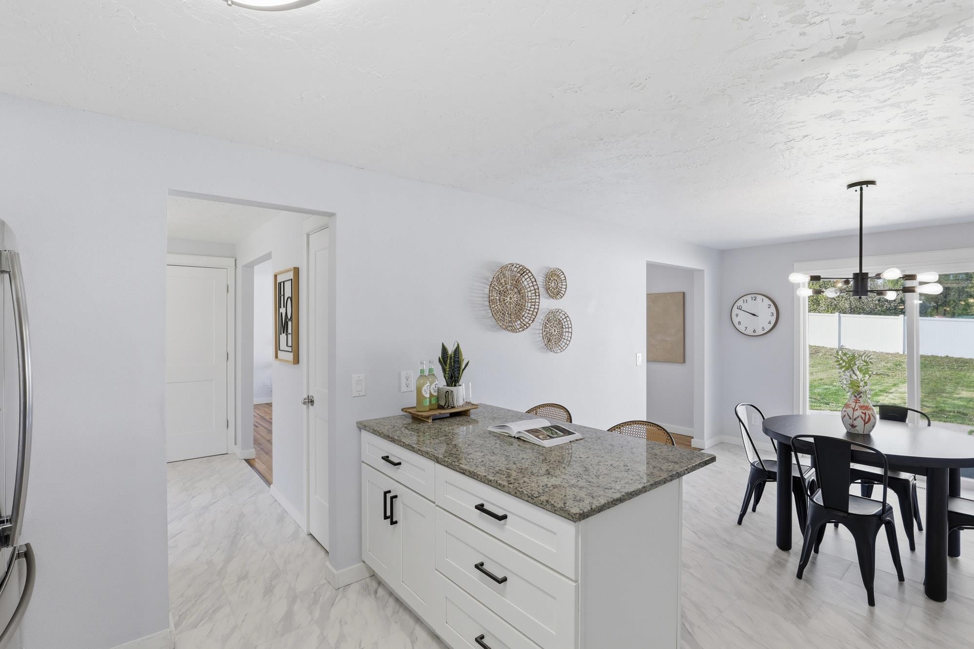 5 E Regina Ave