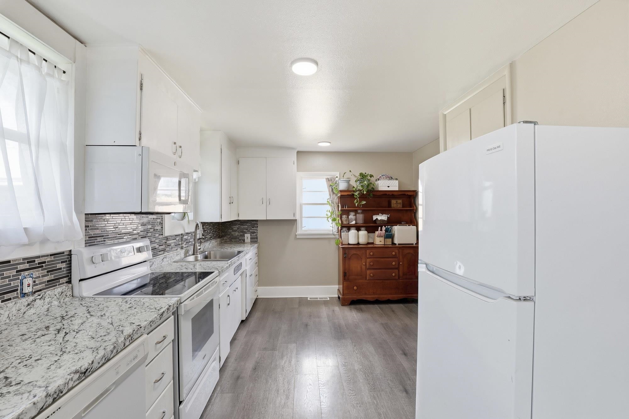 314 W Main Ave Ave