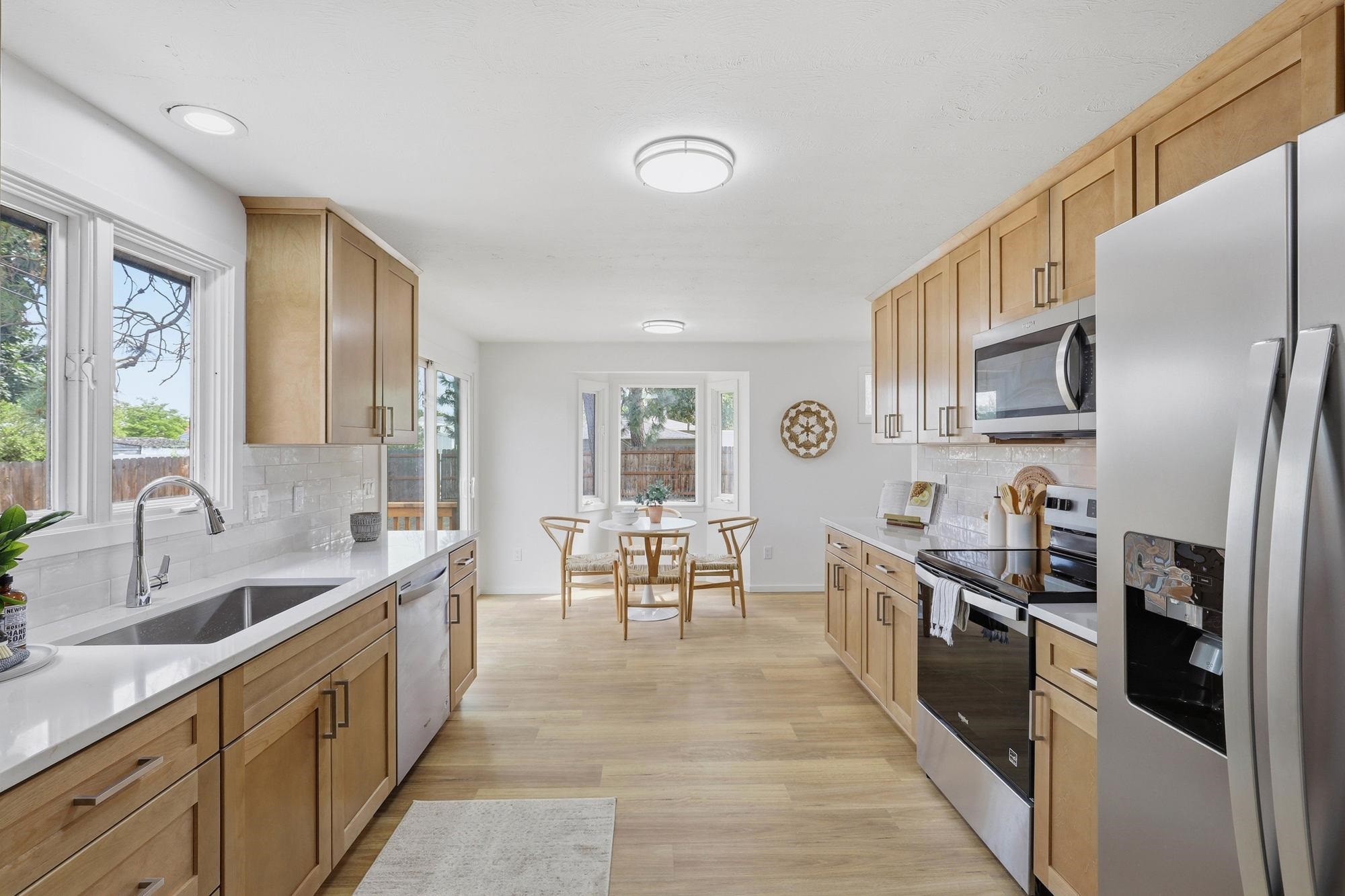 304 E Columbia Ave
