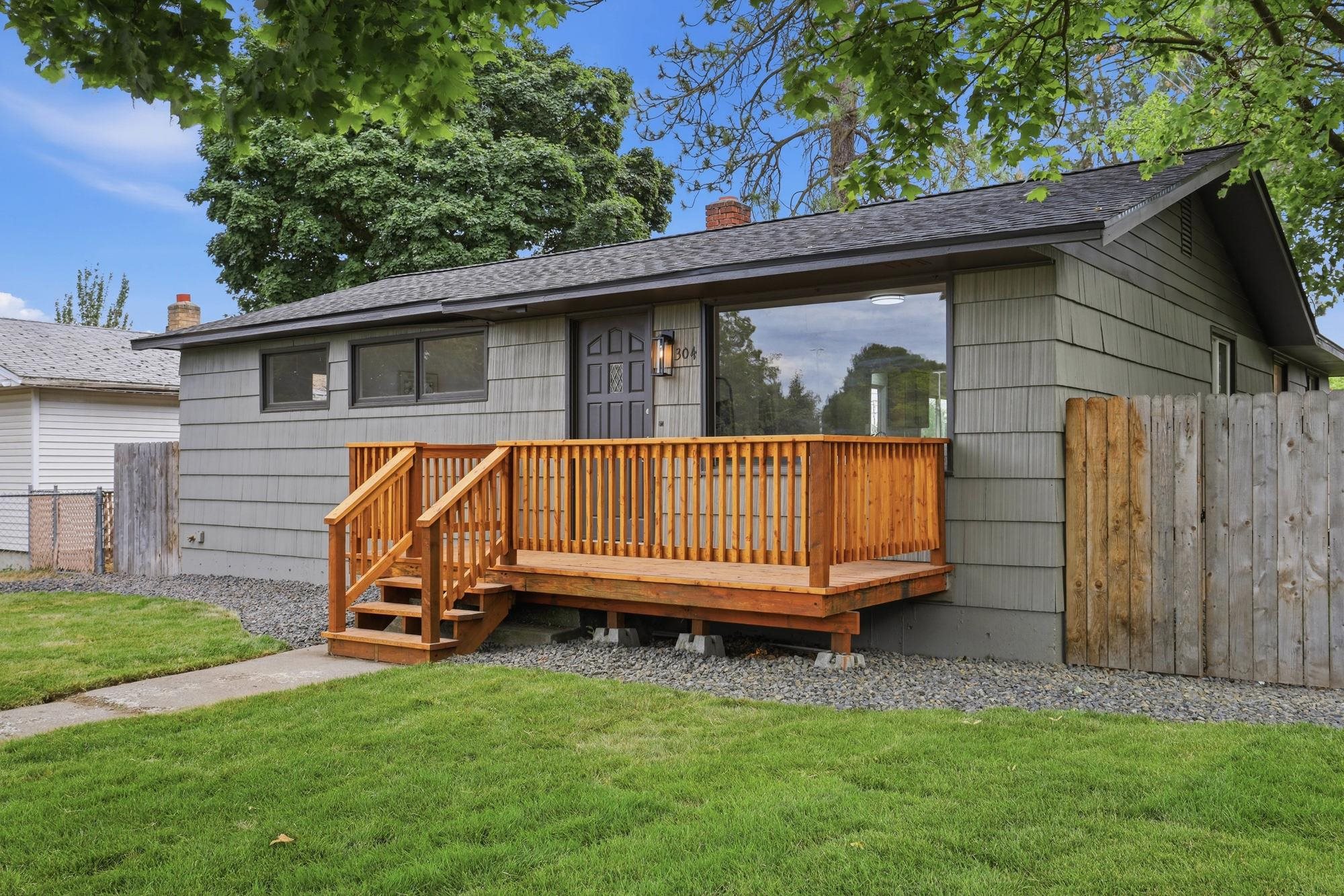 304 E Columbia Ave