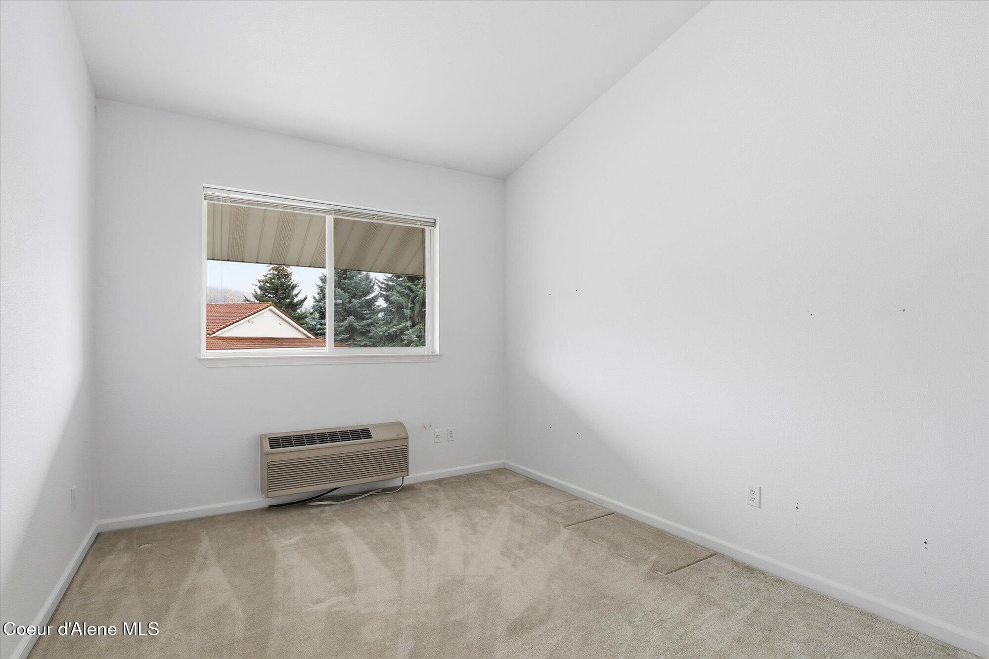 35 Fairway Dr, #C1 #C1