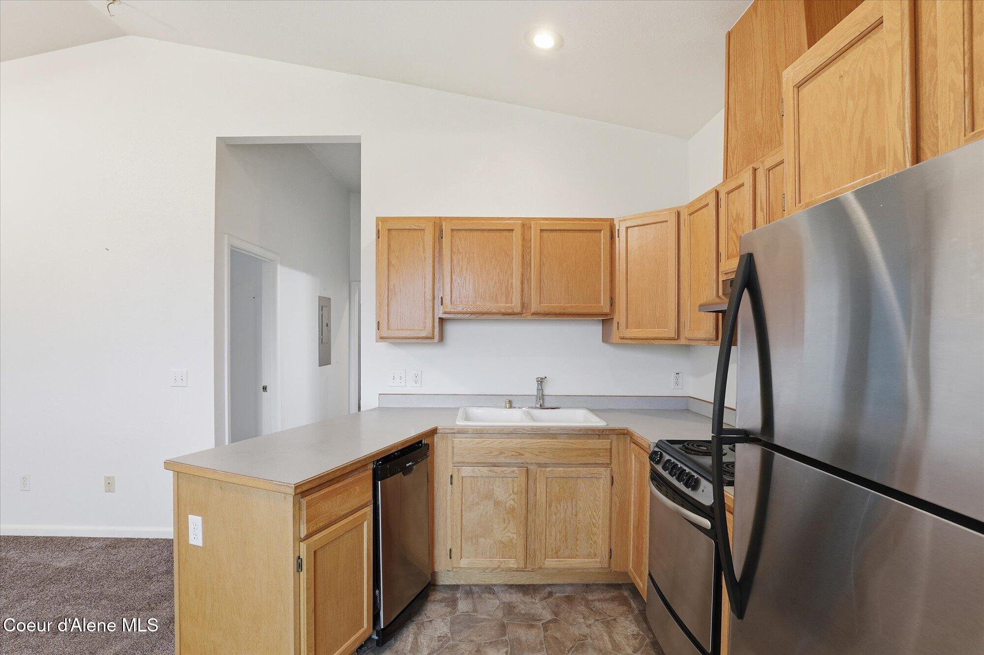 35 Fairway Dr, #C1 #C1