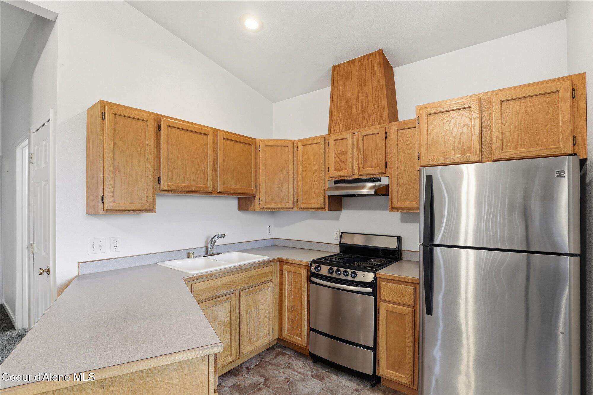 35 Fairway Dr, #C1 #C1