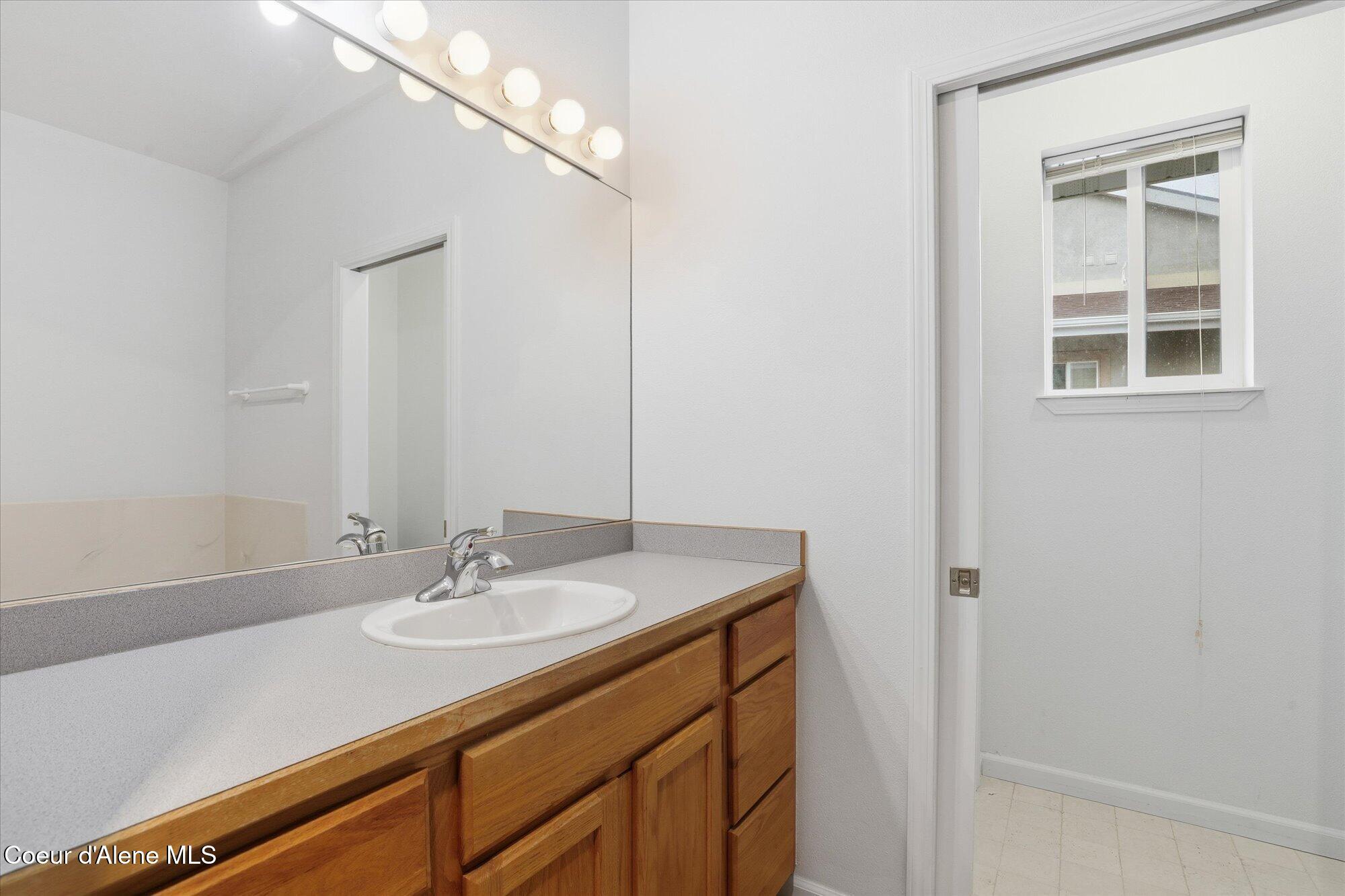 35 Fairway Dr, #C1 #C1