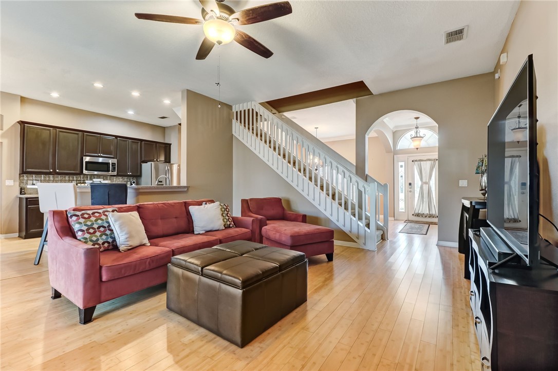 6658 CABELLO DRIVE