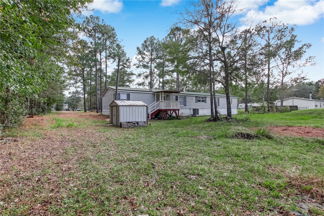 44591 PINEBREEZE CIRCLE