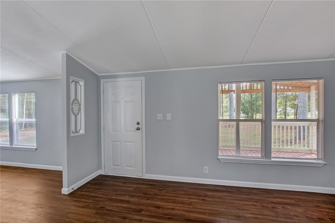 44591 PINEBREEZE CIRCLE