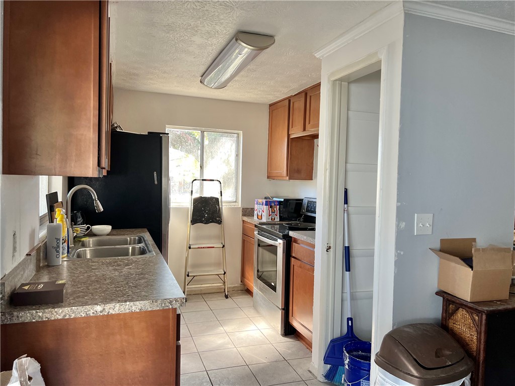 3125 MELL COURT