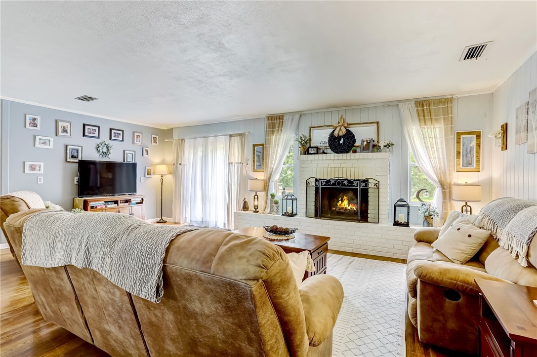 1005 PECAN PARK ROAD