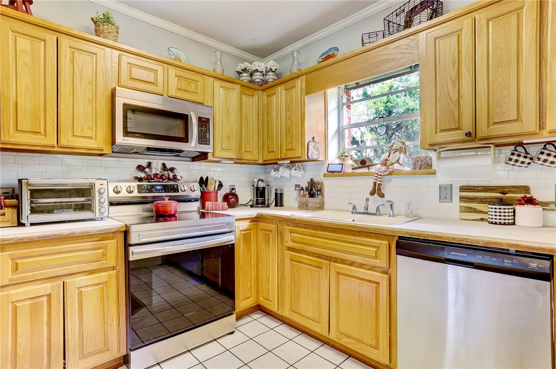 1005 PECAN PARK ROAD