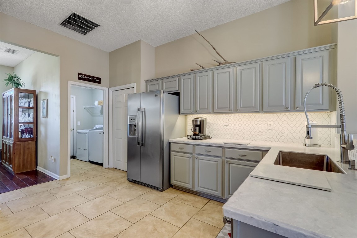 1971 KNOTTINGHAM TRACE LANE