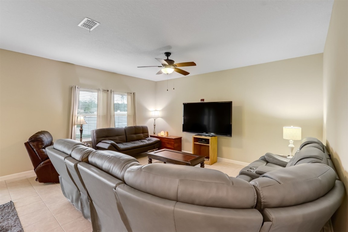 5507 KELLAR CIRCLE
