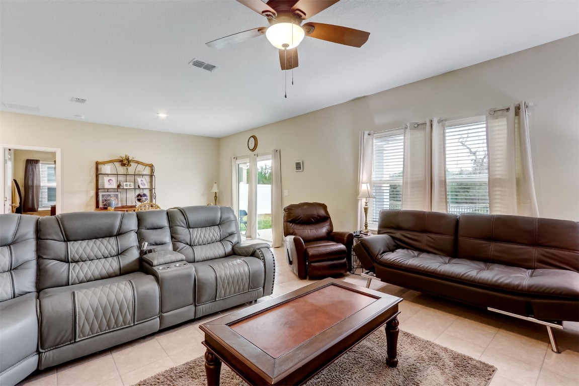 5507 KELLAR CIRCLE