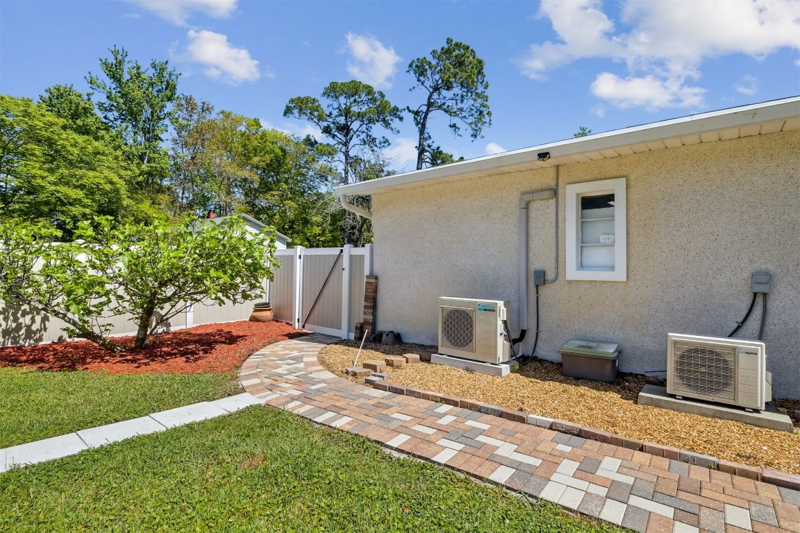 1360 MURRAY DRIVE