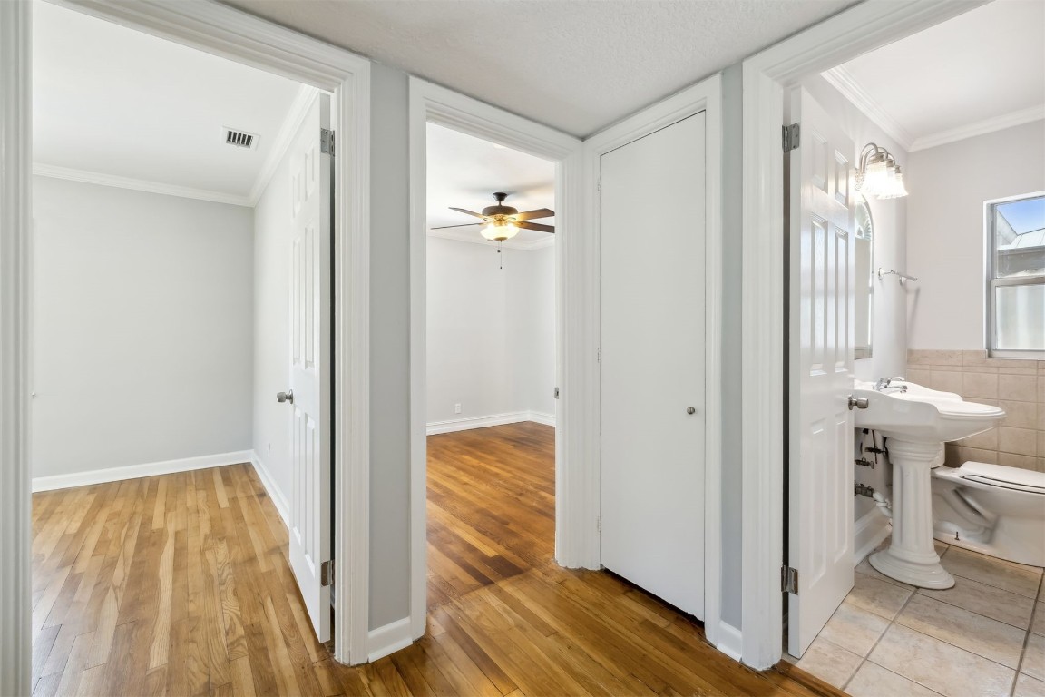 1360 MURRAY DRIVE