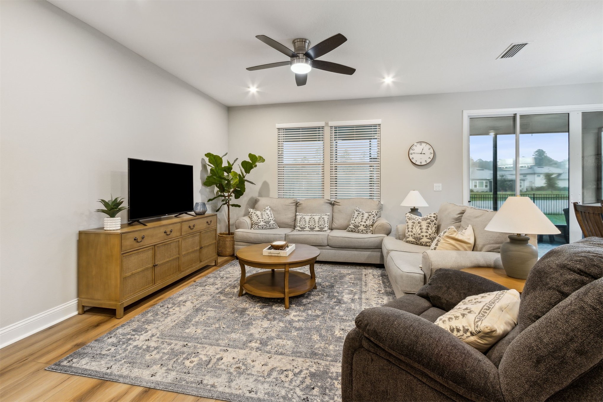 85483 FALL RIVER PARKWAY