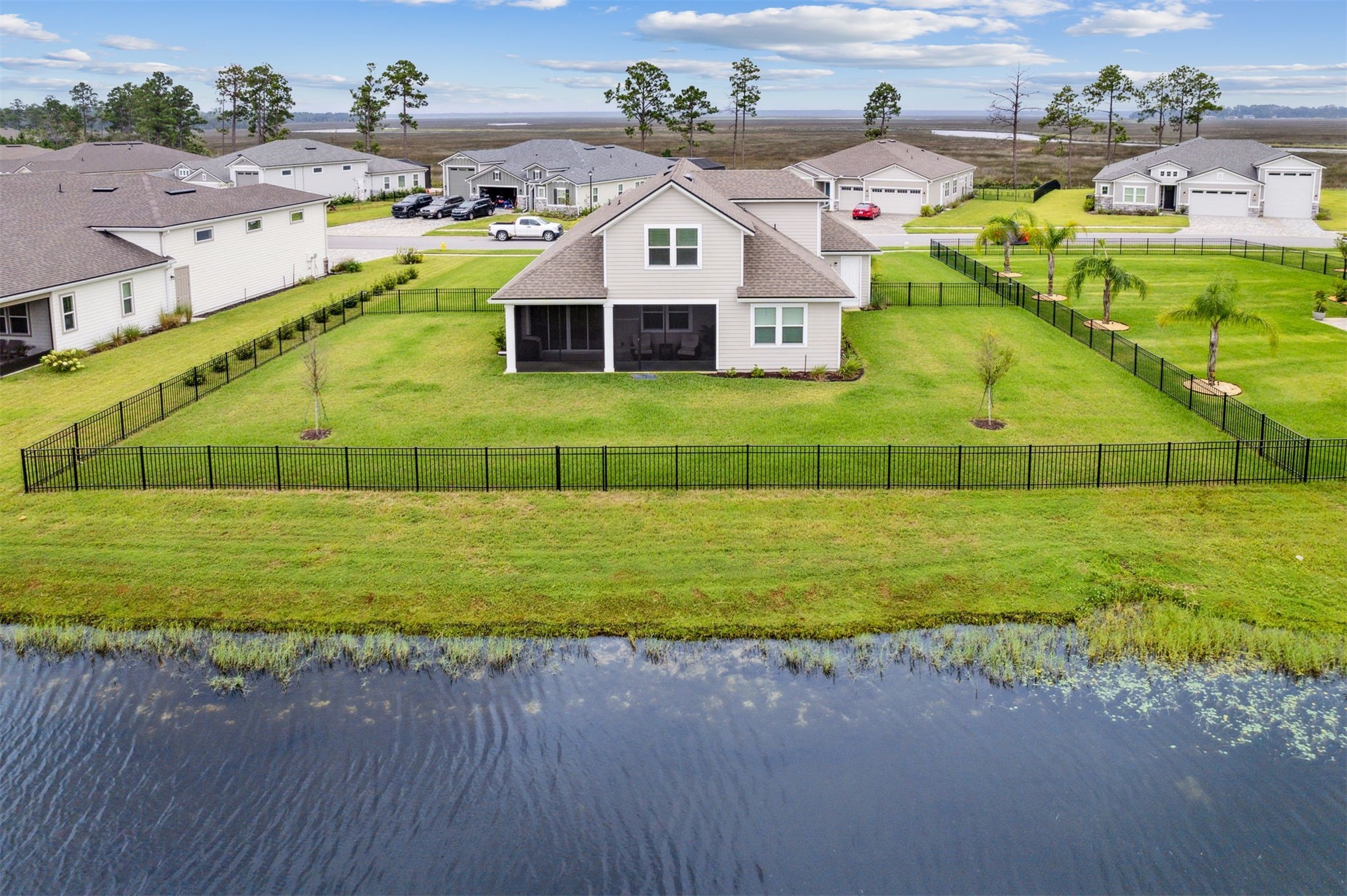 85483 FALL RIVER PARKWAY