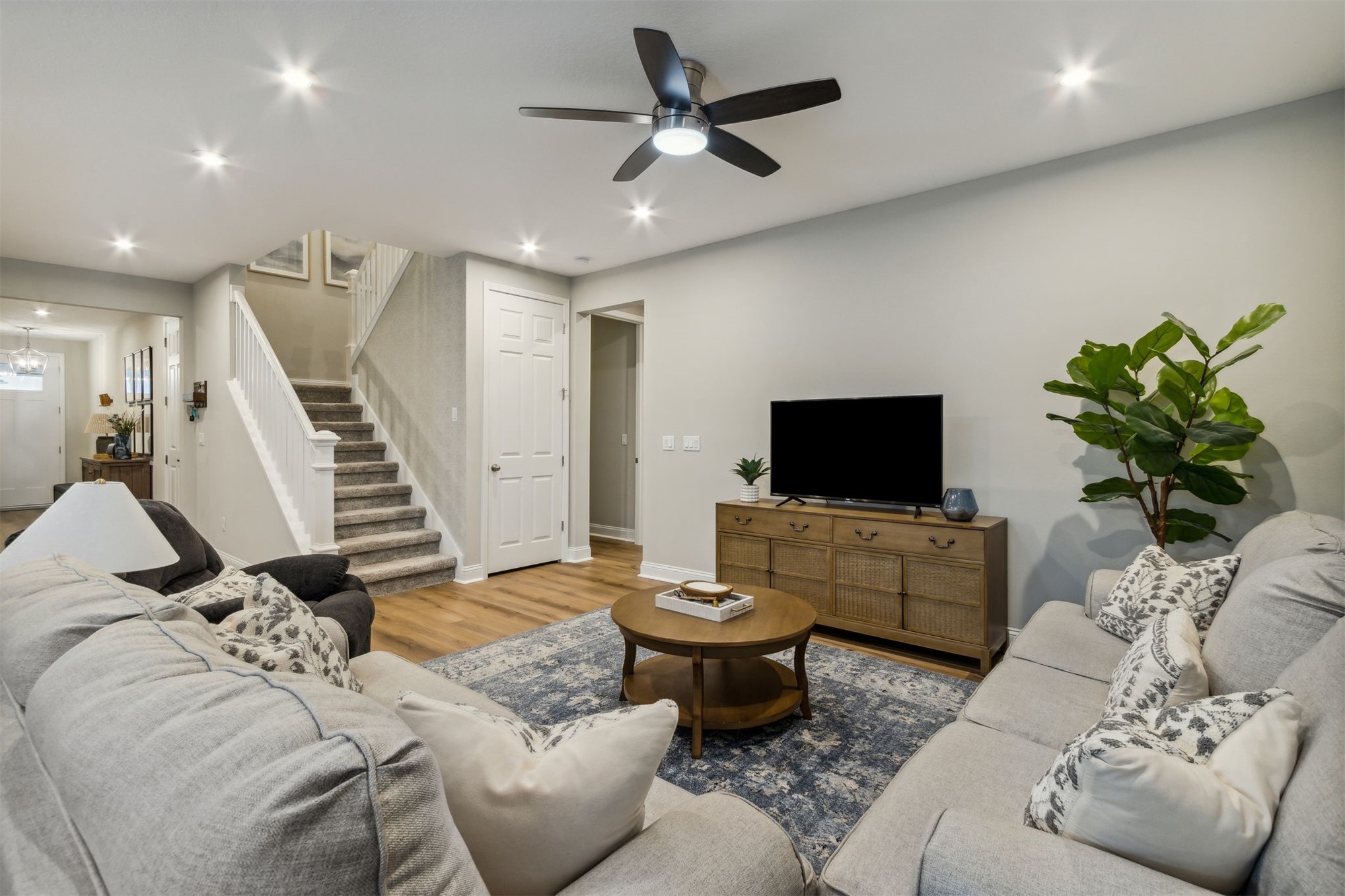 85483 FALL RIVER PARKWAY
