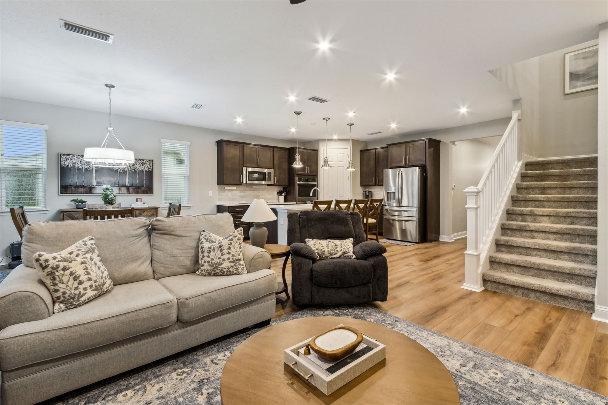 85483 FALL RIVER PARKWAY