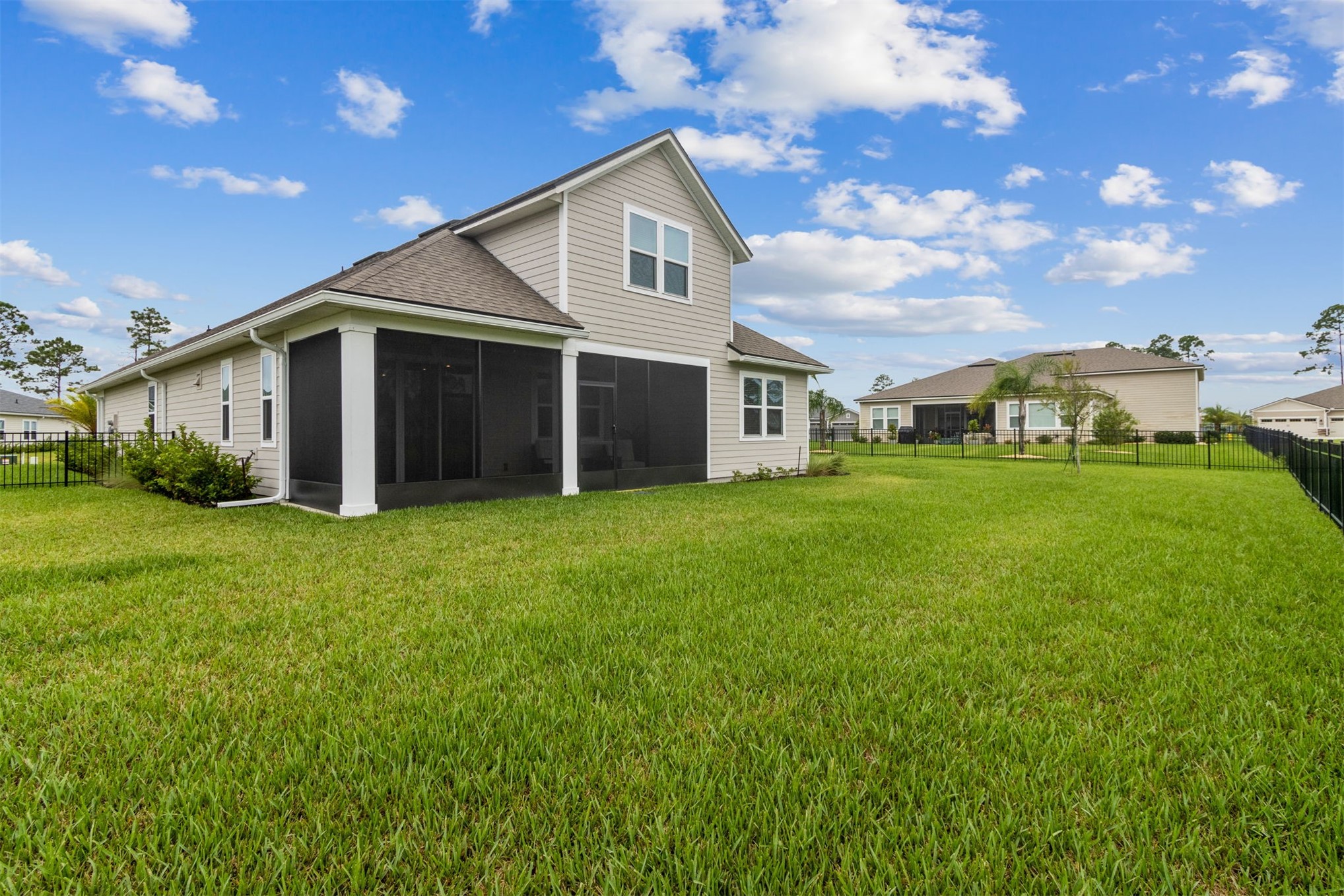 85483 FALL RIVER PARKWAY