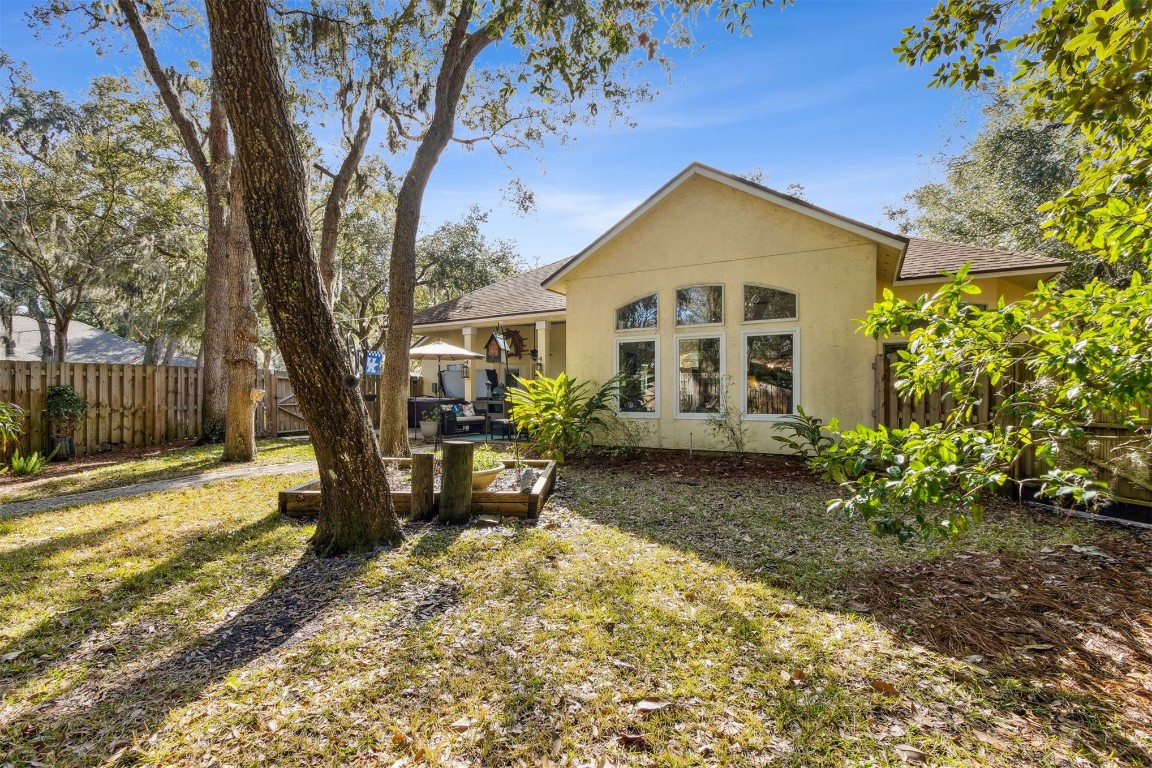 2869 BREAKERS DRIVE