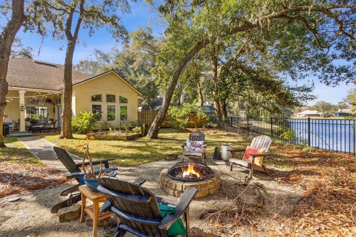 2869 BREAKERS DRIVE