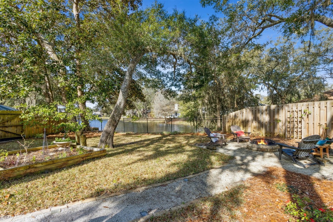 2869 BREAKERS DRIVE