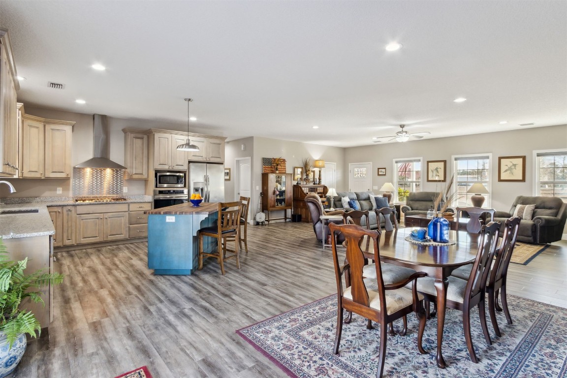 3303 HENRY LEE ROAD
