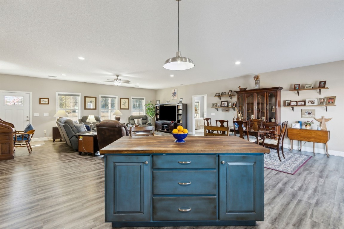 3303 HENRY LEE ROAD