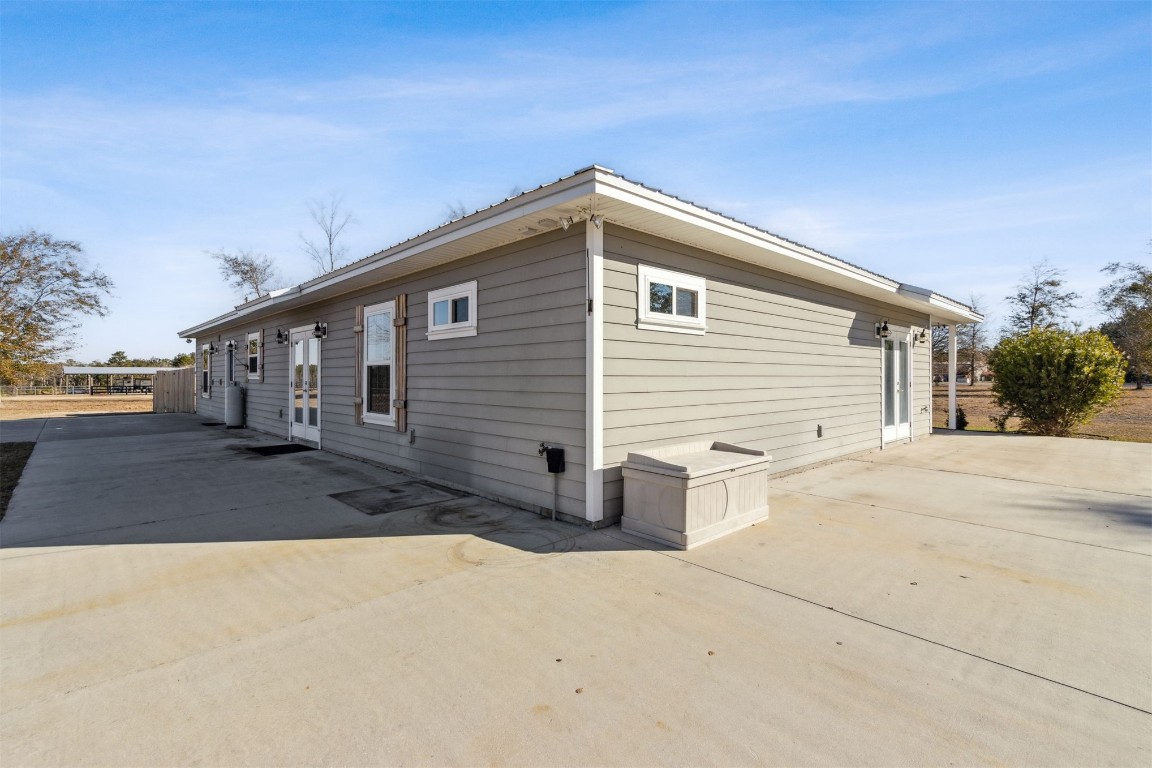 3303 HENRY LEE ROAD