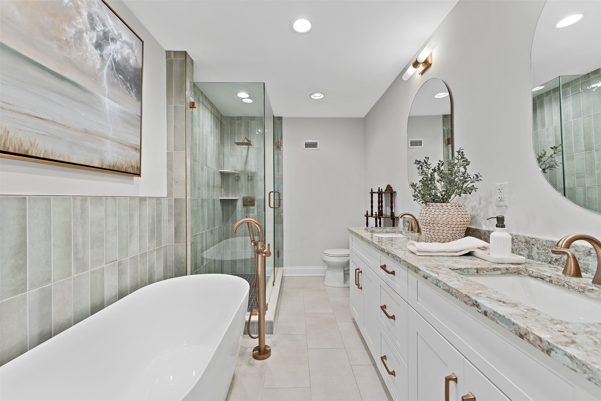 2055 BEACH WOOD ROAD