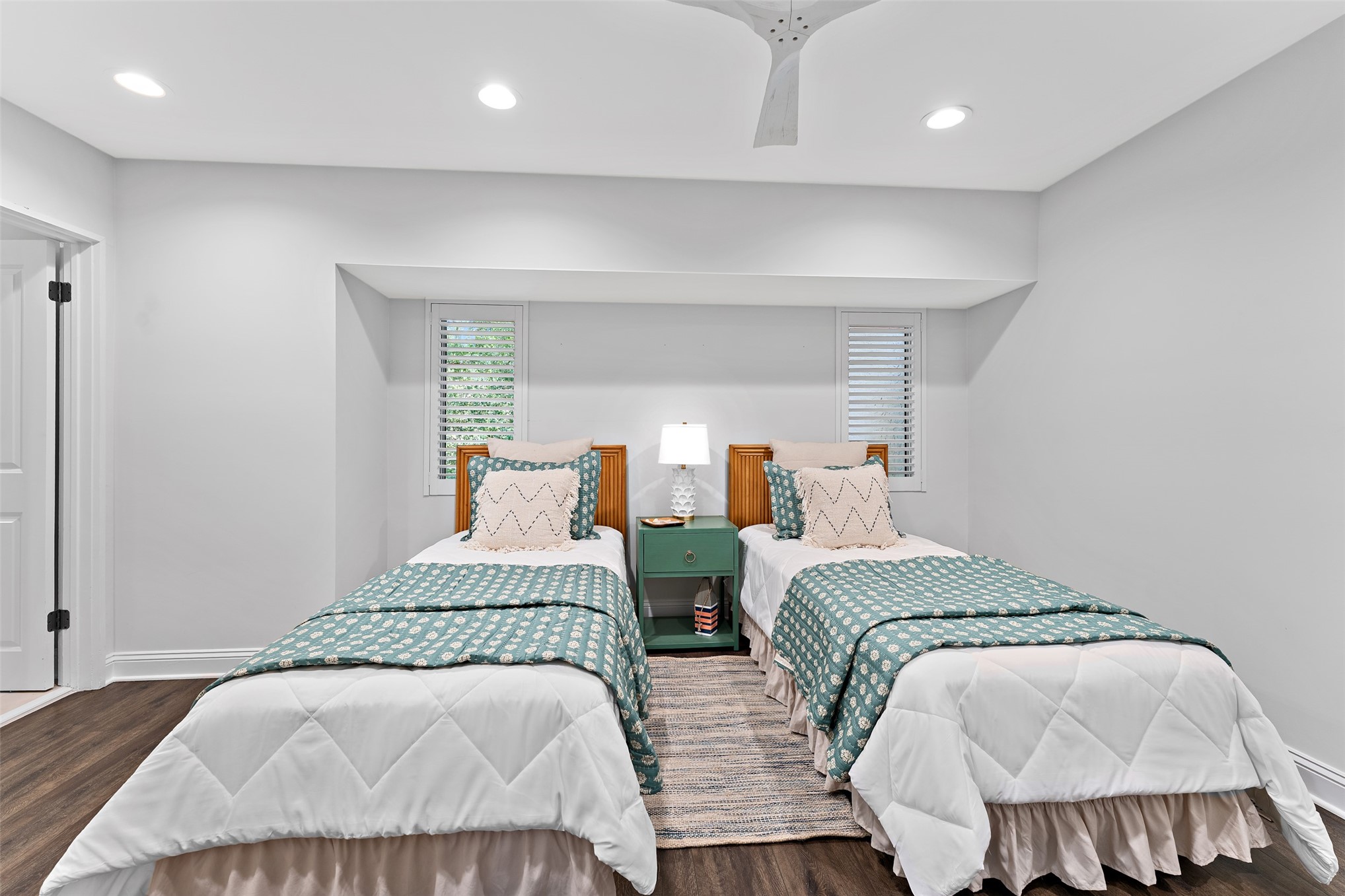 2055 BEACH WOOD ROAD