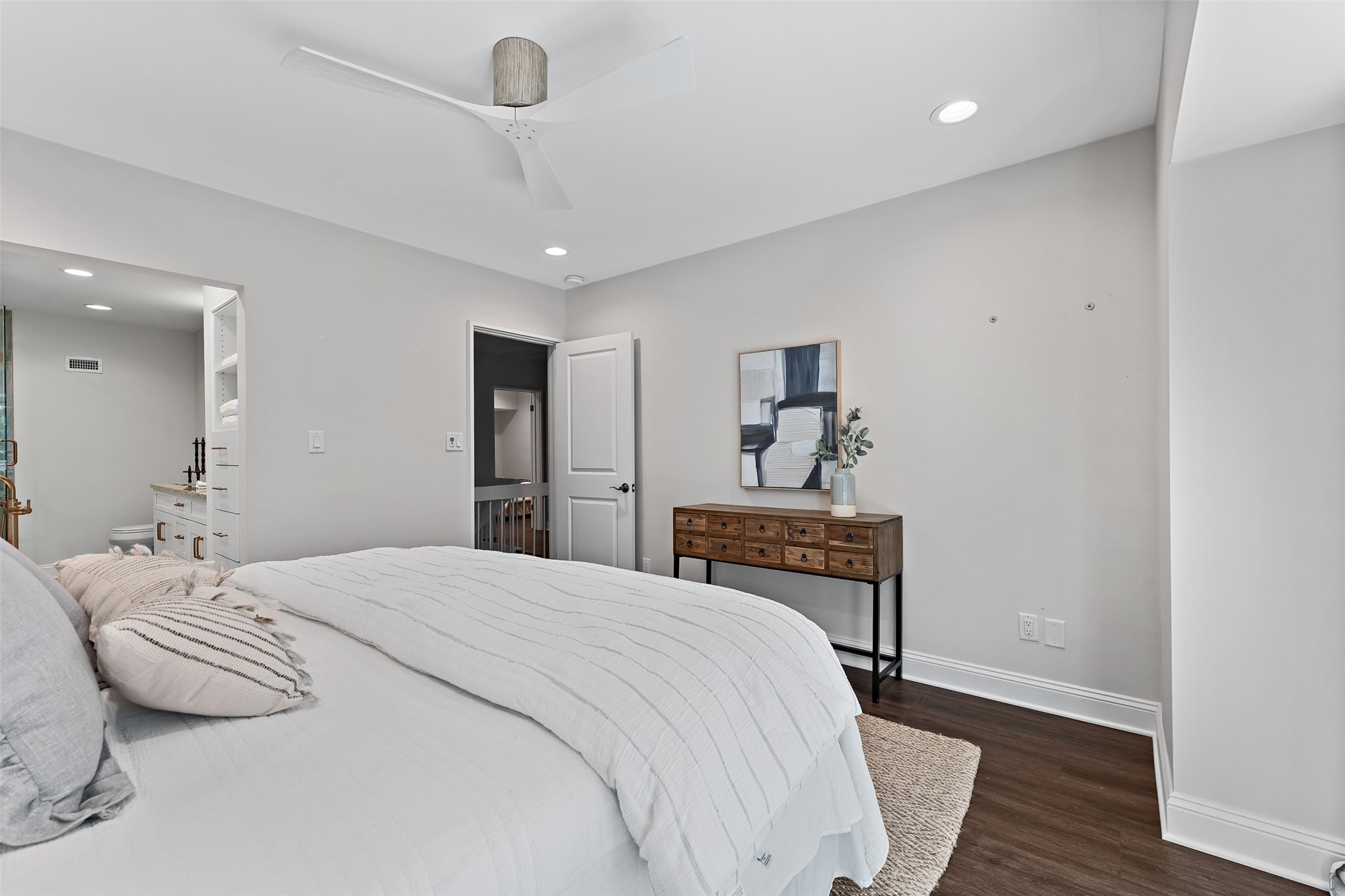 2055 BEACH WOOD ROAD