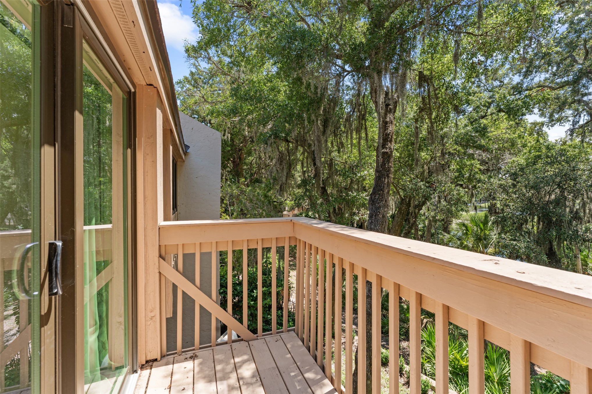 2055 BEACH WOOD ROAD