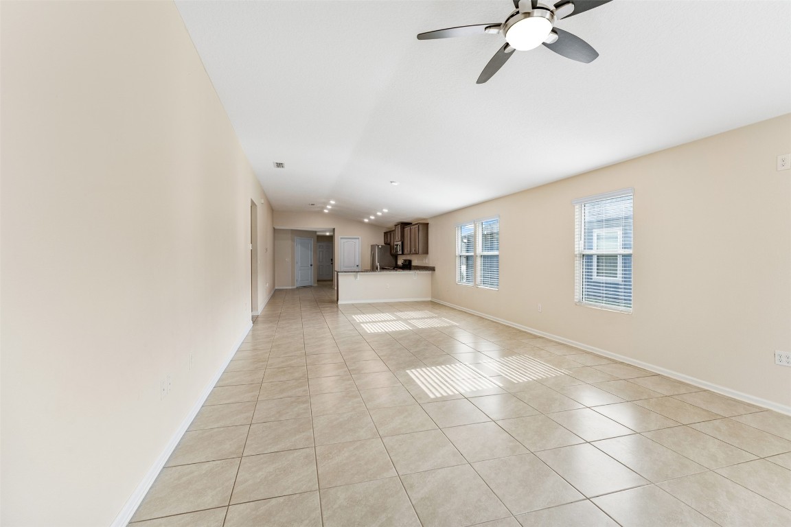 86204 BUGGY COURT
